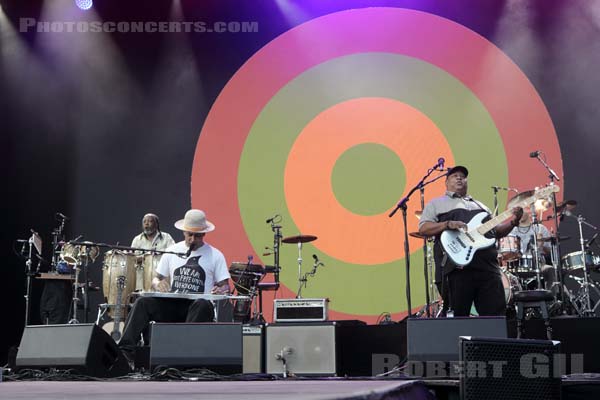 BEN HARPER AND THE INNOCENT CRIMINALS - 2019-07-06 - HEROUVILLE SAINT CLAIR - Chateau de Beauregard - Scene Beauregard - 